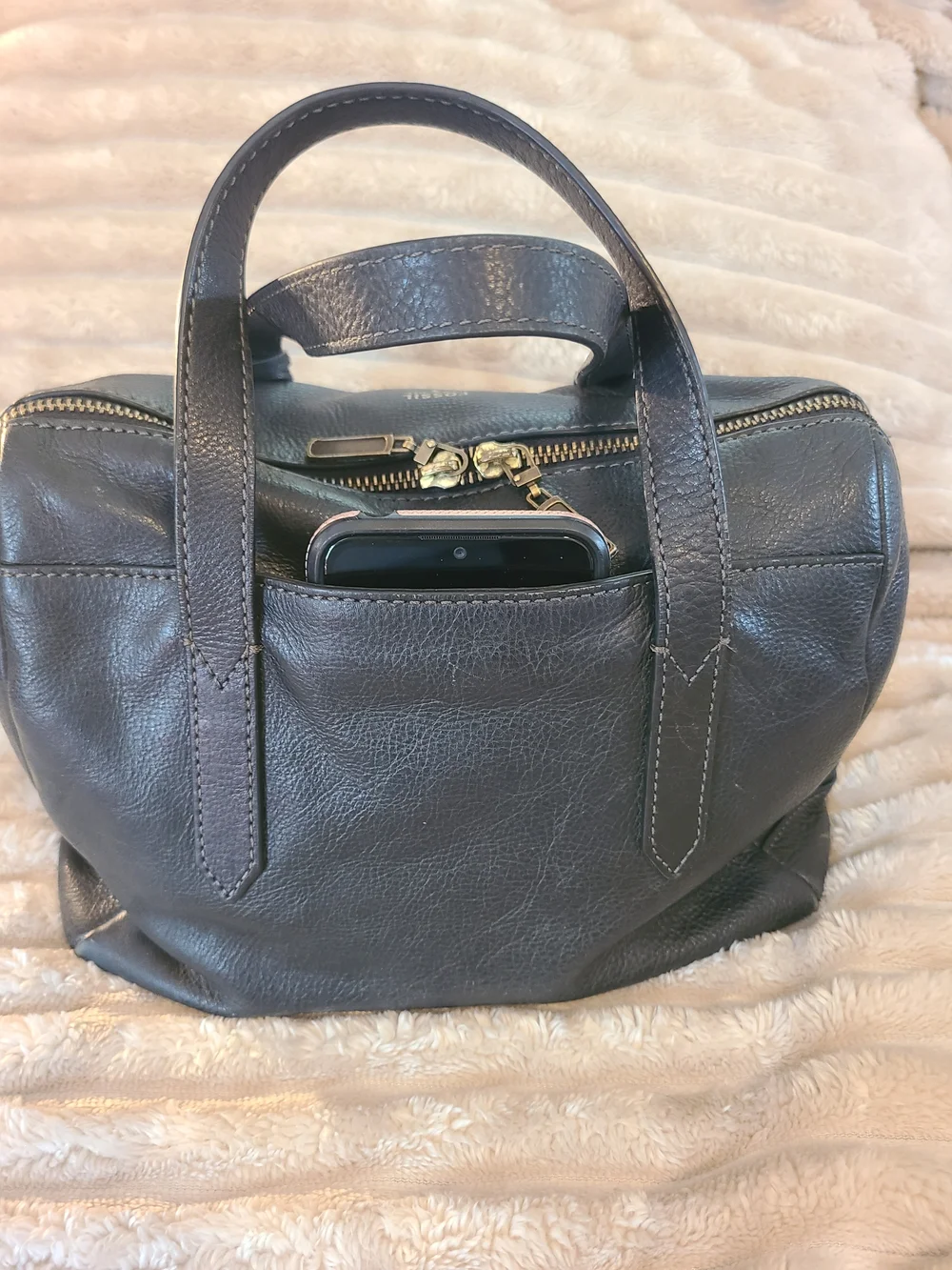 Authentic Fossil Leather Sydney  Satchel Bag